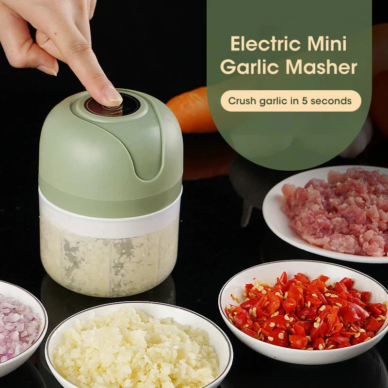 Meat and vegetable grinder for kitchen appliances